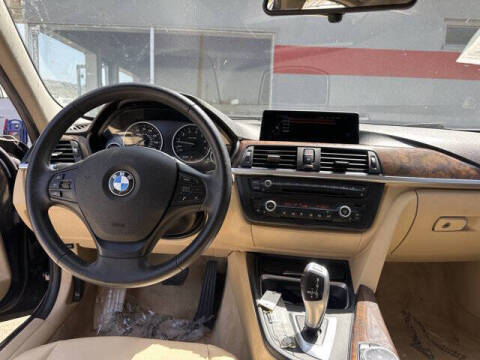 2015 BMW 3 Series 320i