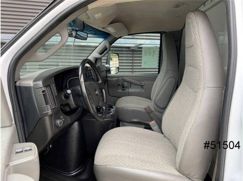 2023 Chevrolet Express 3500