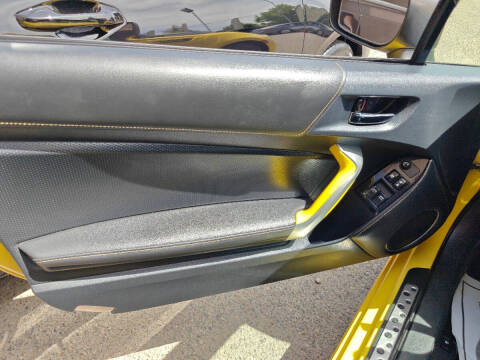 2017 Subaru BRZ Series.Yellow