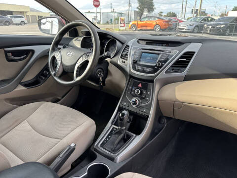 2014 Hyundai Elantra SE