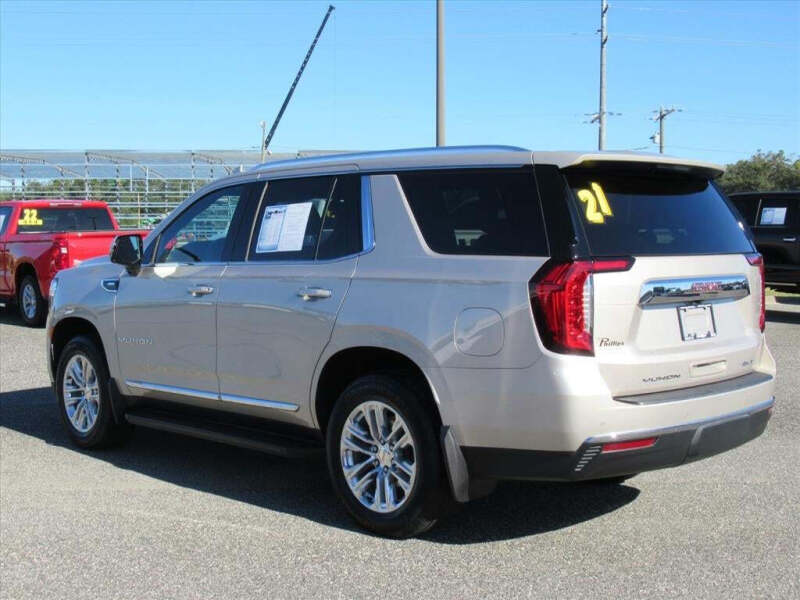 2021 GMC Yukon SLT