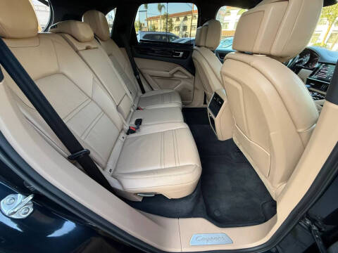 2019 Porsche Cayenne S