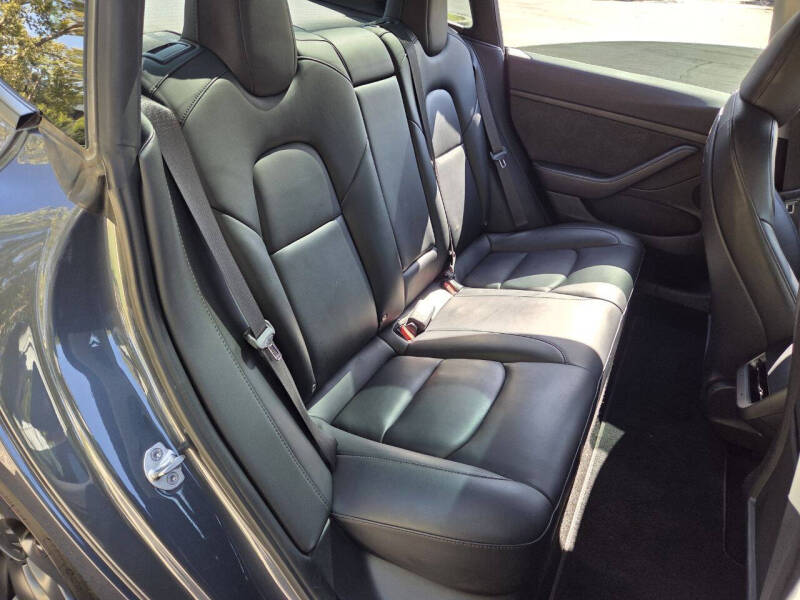 2023 Tesla Model 3 Performance