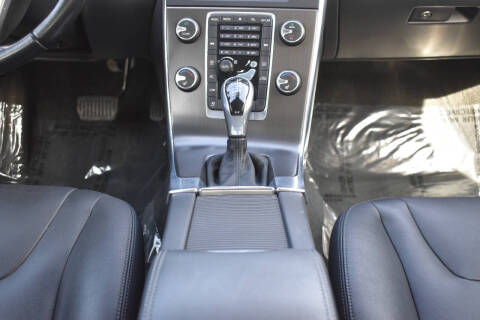 2015 Volvo S60 T5 Premier Plus