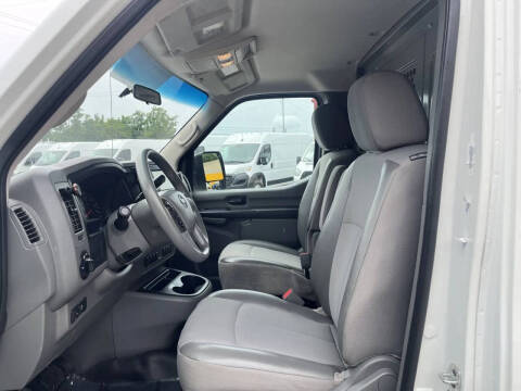 2021 Nissan NV 2500 HD S