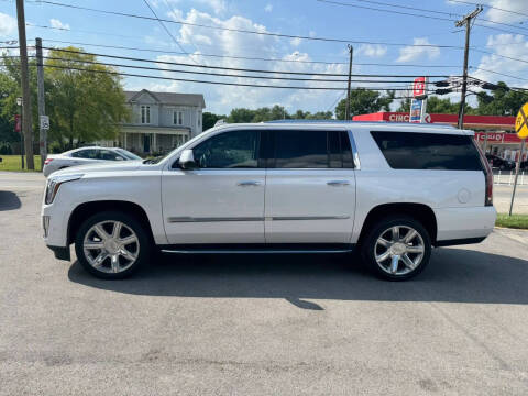 2018 Cadillac Escalade ESV Luxury