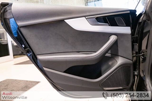 2023 Audi A5 Sportback quattro S line Prestige 45 TFSI