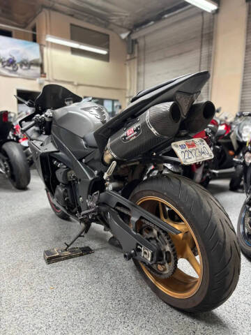 2014 Yamaha YZF-R1