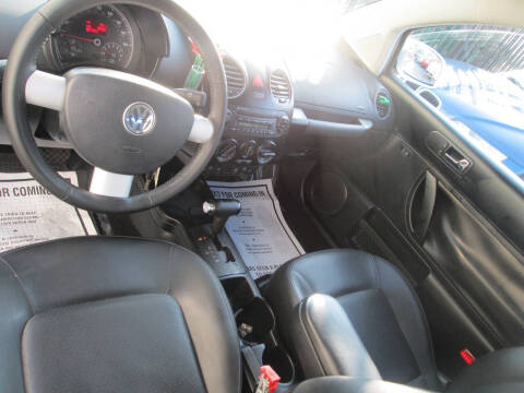 2009 Volkswagen New Beetle Base PZEV