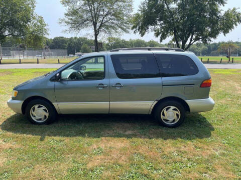 1999 Toyota Sienna