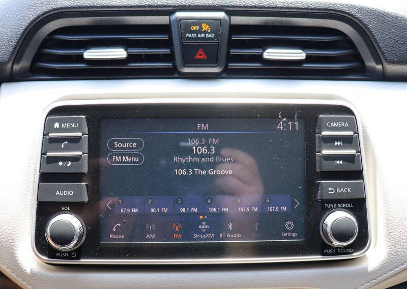 2021 Nissan Versa SV