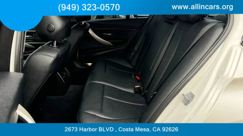 2014 BMW 3 Series 320i