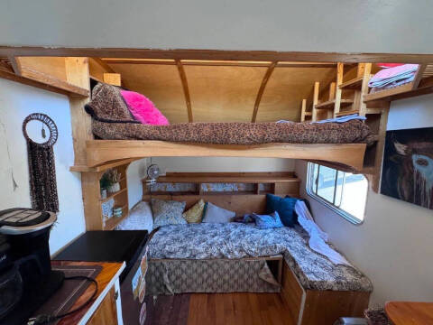 1973 Komfort Coach