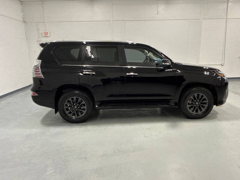 2023 Lexus GX 460