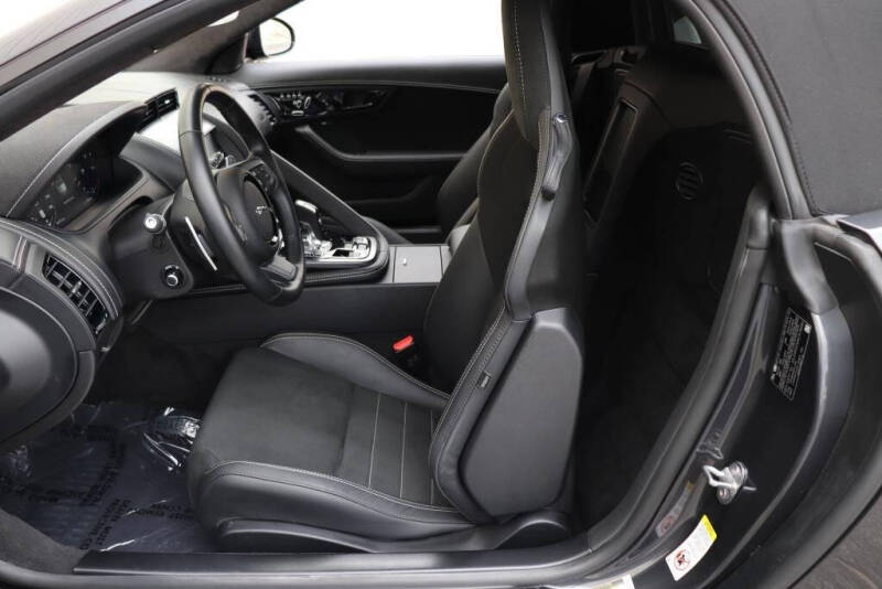 2022 Jaguar F-TYPE P450 R-Dynamic