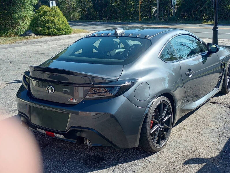 2024 Toyota GR86 Premium