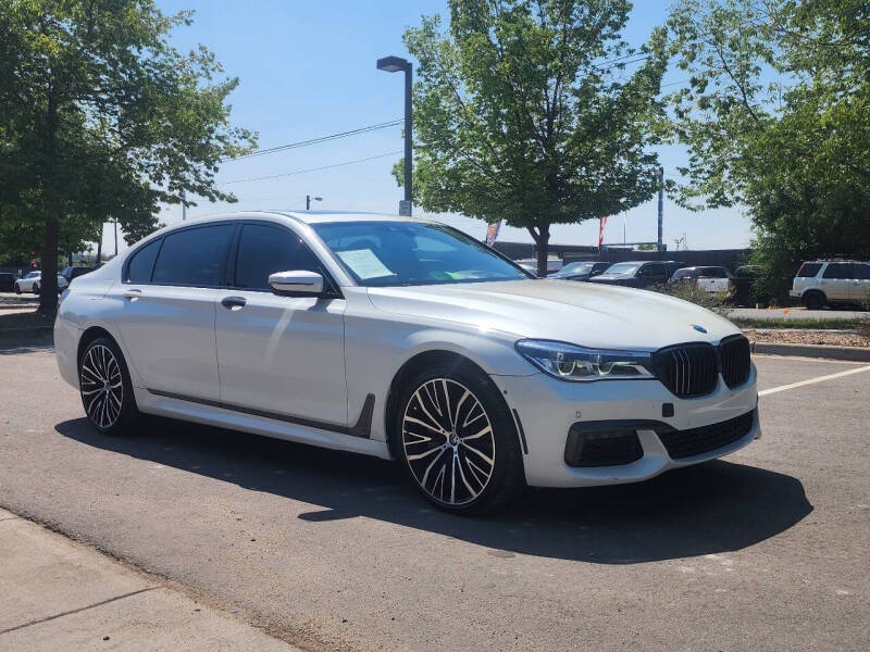 2019 BMW 7 Series 750i's photo