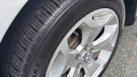 2011 Ford Taurus SEL