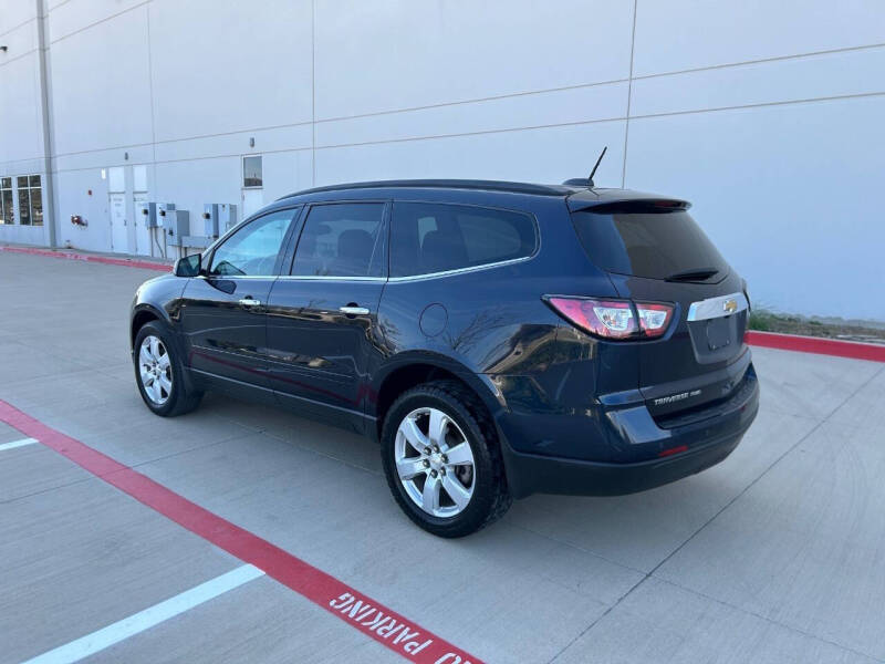 2017 Chevrolet Traverse LT