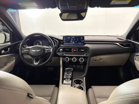 2022 Genesis G70