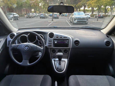 2004 Toyota Matrix