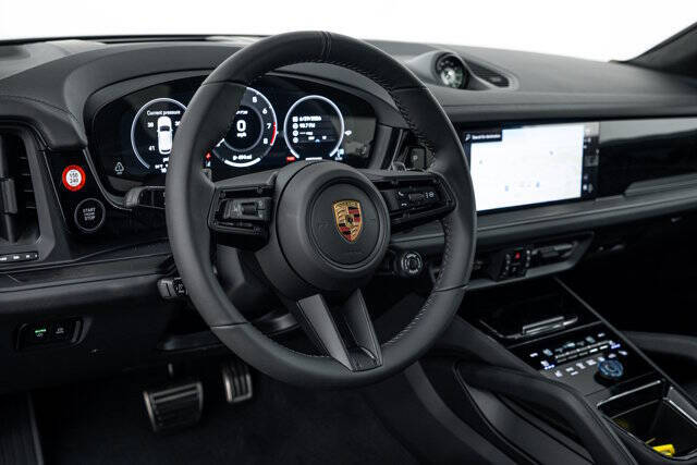 2026 Porsche Cayenne GTS