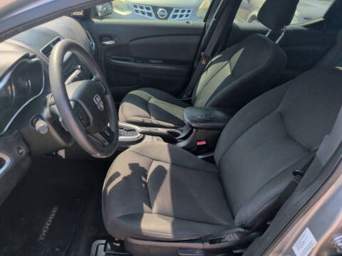 2013 Dodge Avenger SE