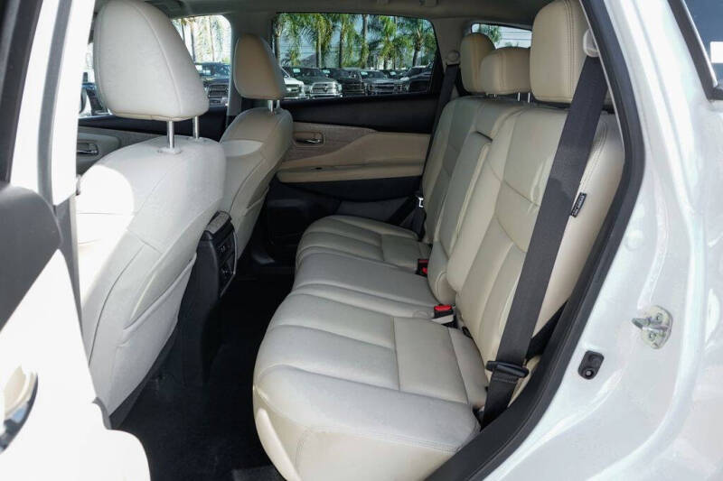 2020 Nissan Murano SL