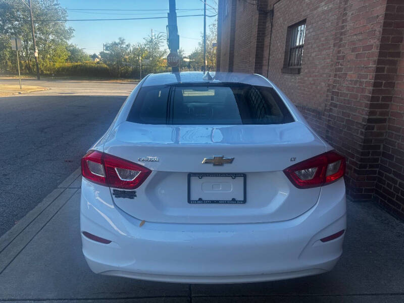 2017 Chevrolet Cruze LT Auto