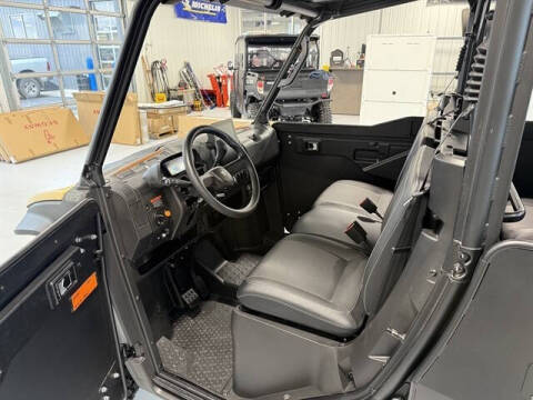 2025 Segway UT10 CREW