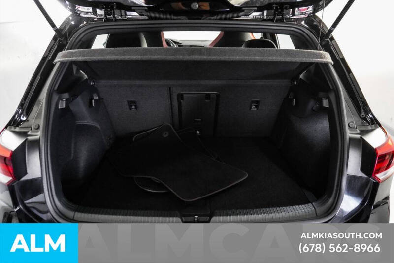 2024 Volkswagen Golf GTI S