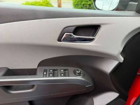 2012 Chevrolet Sonic LT