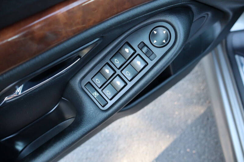 2002 BMW 5 Series 540i