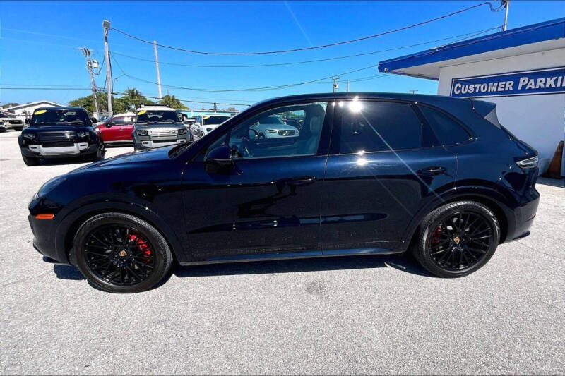 2023 Porsche Cayenne GTS