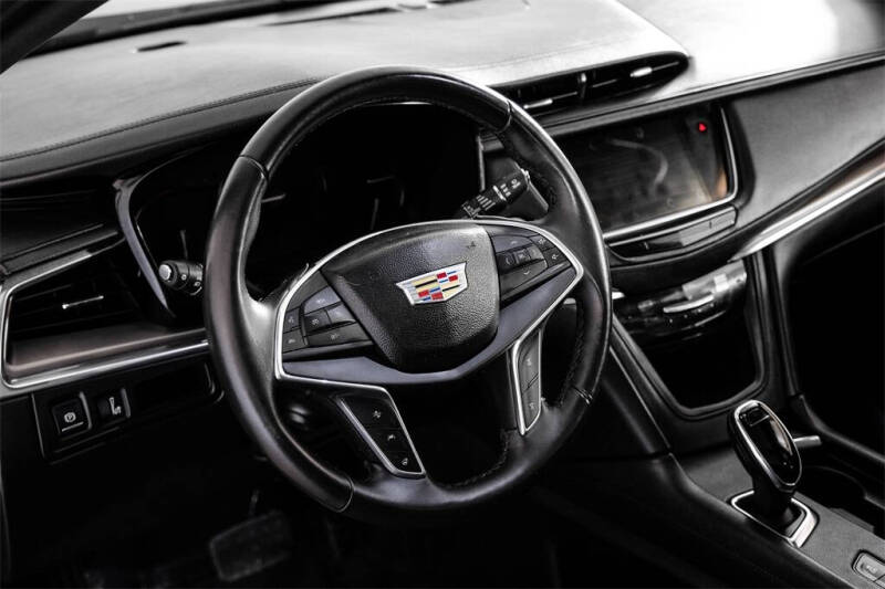 2017 Cadillac XT5 Premium Luxury