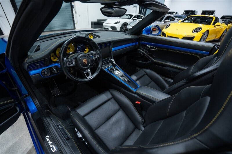 2017 Porsche 911 Turbo S