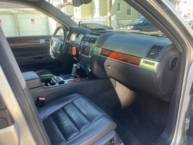 2006 Volkswagen Touareg V8