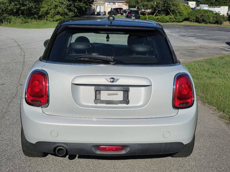 2015 MINI Hardtop 4 Door Cooper