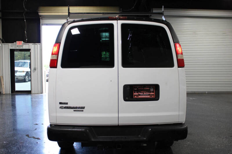 2011 Chevrolet Express 2500