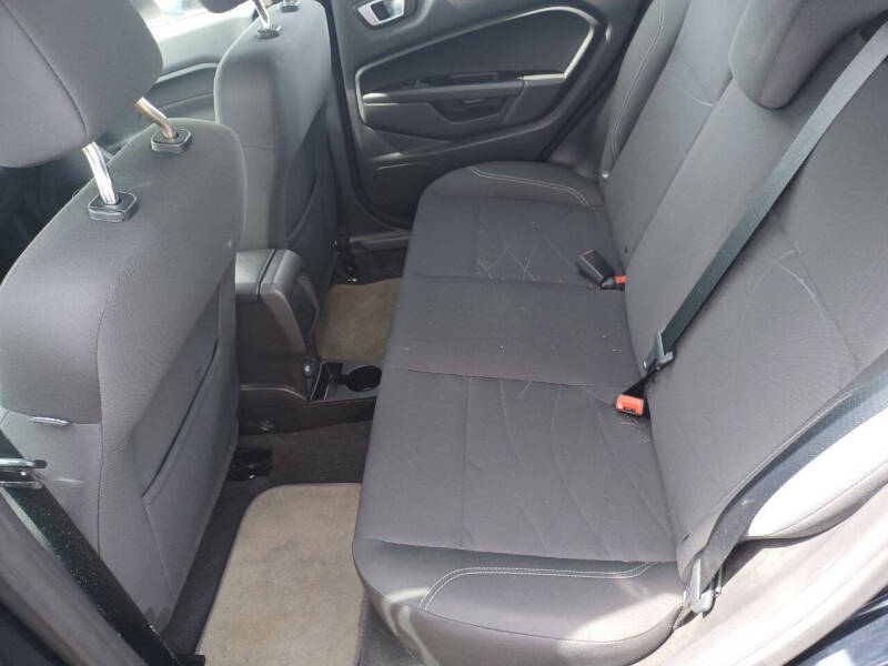 2016 Ford Fiesta SE