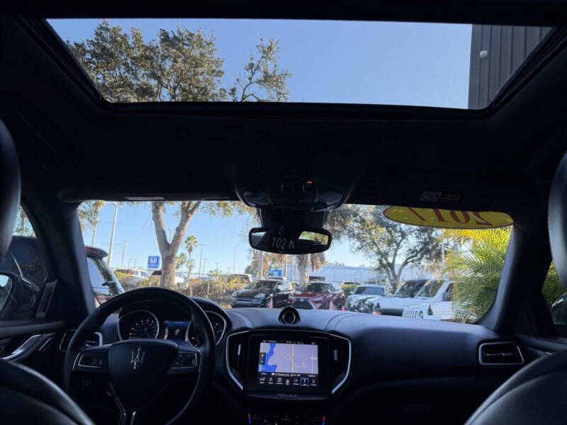 2017 Maserati Ghibli