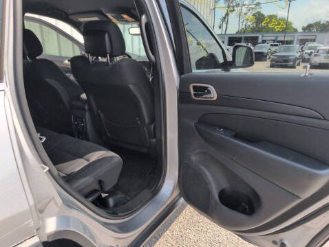 2017 Jeep Grand Cherokee Laredo