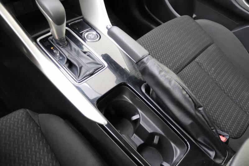 2024 Mitsubishi Eclipse Cross ES