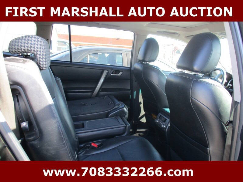 2010 Toyota Highlander SE