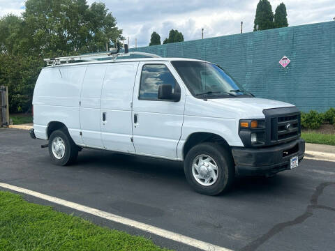 2014 Ford E-Series for sale at Prosperity Auto Sales in Fredericksburg VA