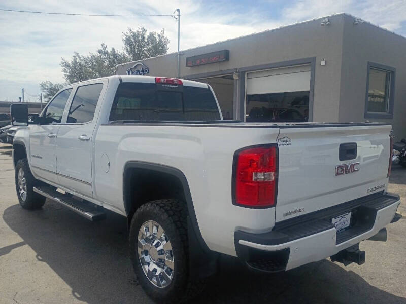2015 GMC Sierra 2500HD Denali