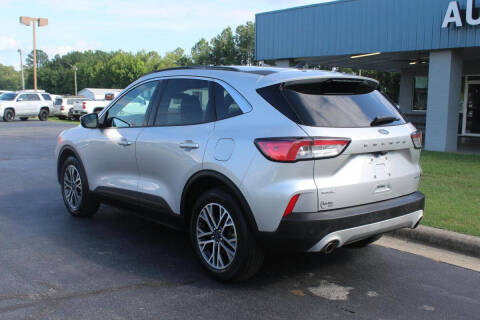 2020 Ford Escape SEL