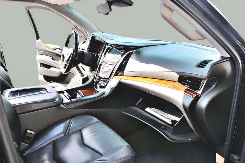 2015 Cadillac Escalade ESV Premium