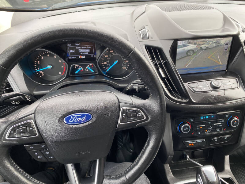 2019 Ford Escape SEL