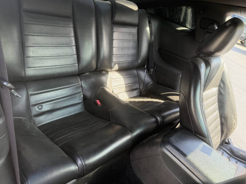 2007 Ford Mustang GT Deluxe